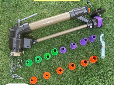 Béc BT42 - BÉC TƯỚI PHUN MƯA CÓ 3 TIA , XẺ TIA 2 CẤP ĐỘ, TƯỚI NƯỚC CÓ CẶN ,KHÁNG GIÓ TỐT